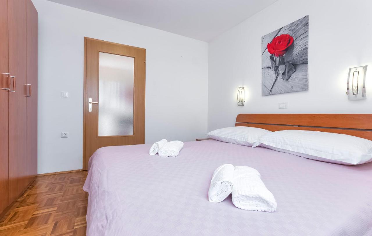 Branko B4 Apartment Пореч Екстериор снимка