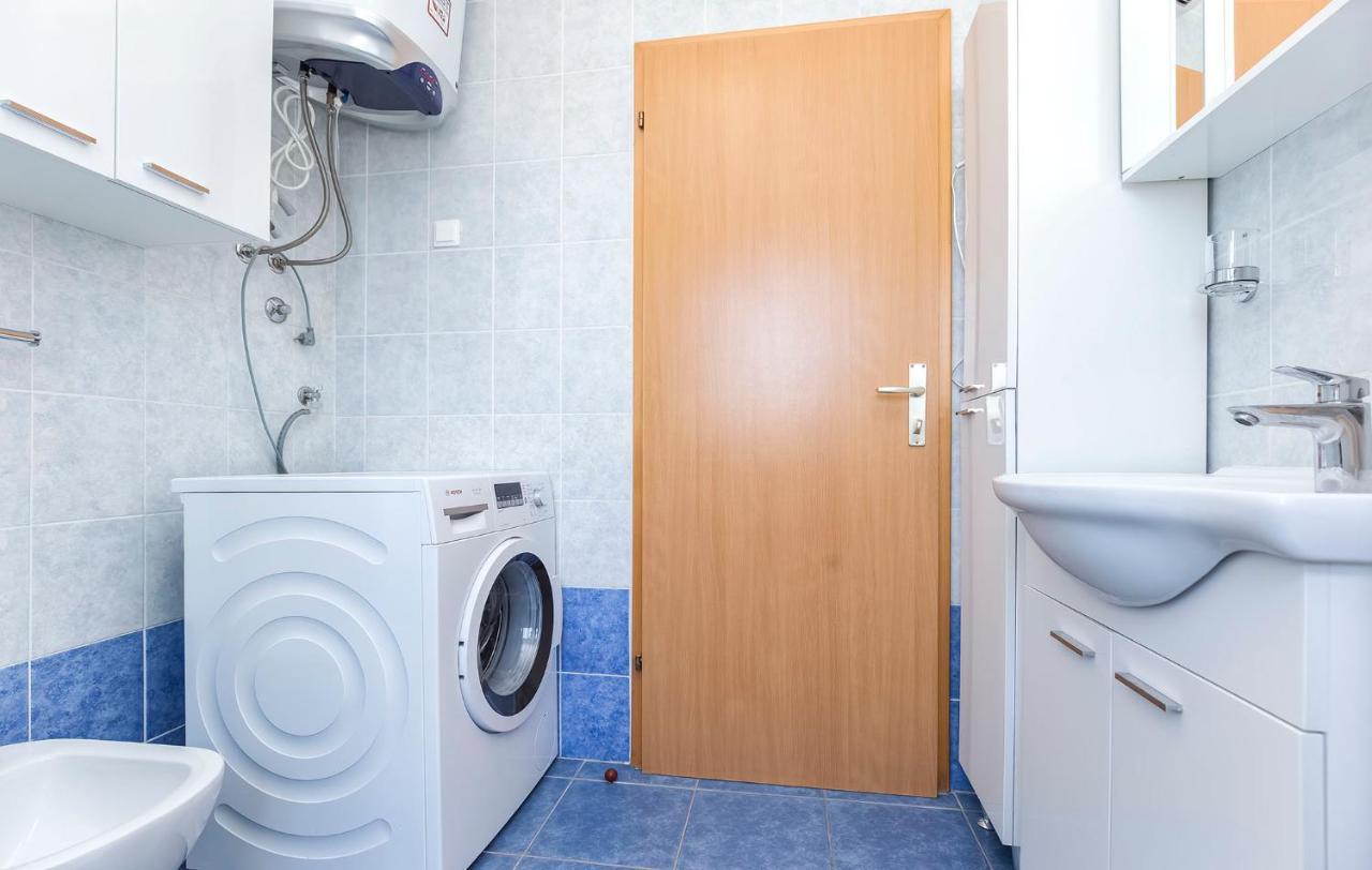 Branko B4 Apartment Пореч Екстериор снимка